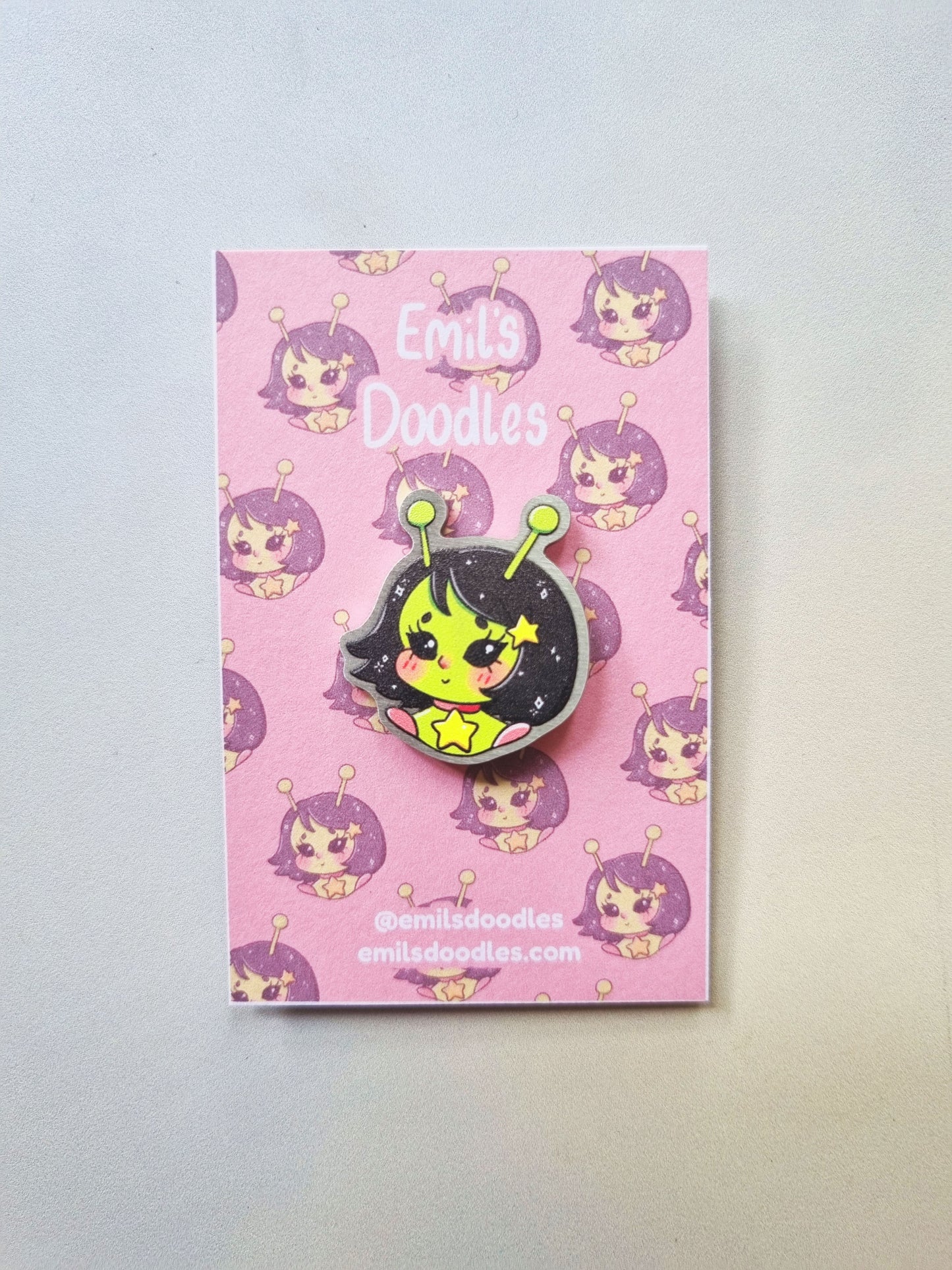 Kawaii Alien Girl Metal Pin